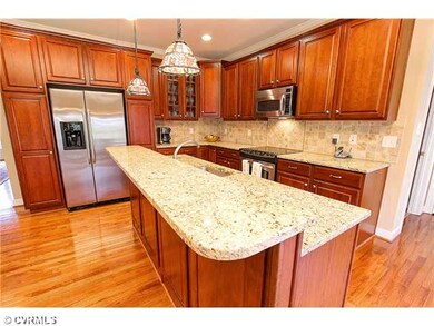 Kitchen - This is a gourmet kitchen for all cooks.