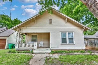 713 N Commerce St, Gainesville, TX 76240 - photo 3