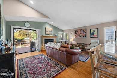 3945 Falling Water Dr, Reno, NV 89519 - photo 5