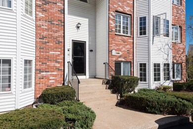 122 Tall Oaks Dr unit S, South Weymouth, MA 02190 - photo 3