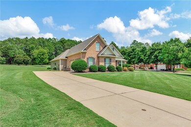 211 Vining Crossing, Belton, SC 29627 - photo 4