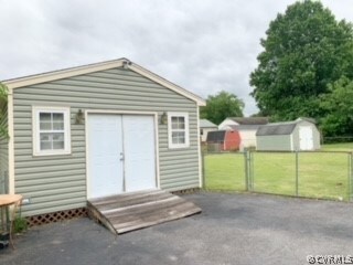 8819 Leafycreek Dr, North Chesterfield, VA 23237 - photo 4