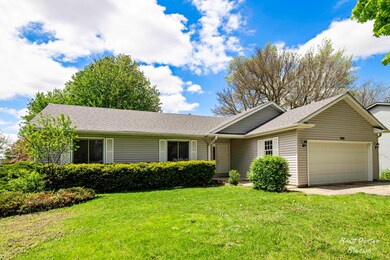 209 Crystal Lake Rd, Lake In the Hills, IL 60156 - photo 5