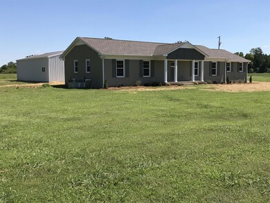 243 Falcon Rd, Lewisburg, TN 37091 - photo 3