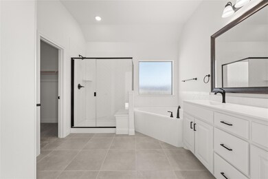 306 Bowrider Ln, Granbury, TX 76049 - photo 6