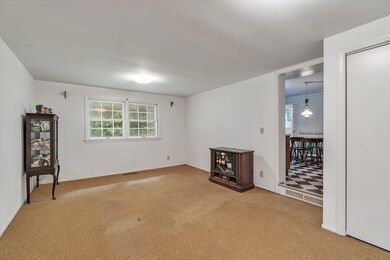 22-2127 Cascade Dr-Windowstill Real Esta