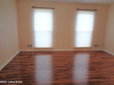 5801 Shelby St, Louisville, KY 40291 - photo 2