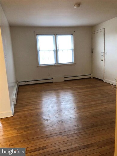 702 Laurel Ave unit 4, Laurel, MD 20707 - photo 3