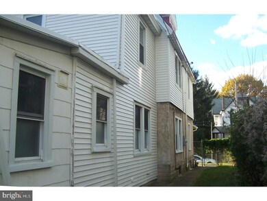 117 S 4th St, Darby, PA 19023 - photo 2