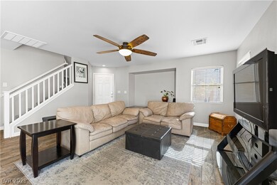Neutral colors make this ready and easy to decorat