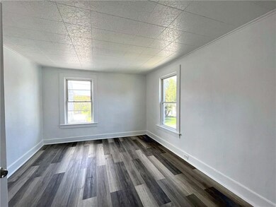 11 Pond St, Westerly, RI 02891 - photo 7