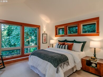 Bedroom, Primary