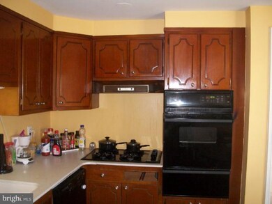 6114 Cipriano Rd, Lanham, MD 20706 - photo 3