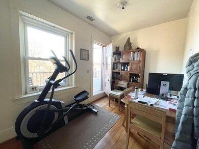 31 Linden Place unit 6, Brookline, MA 02445 - photo 5