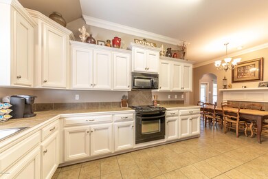 Kitchen 3