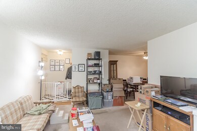 10214 Bushman Dr unit 101, Oakton, VA 22124 - photo 7