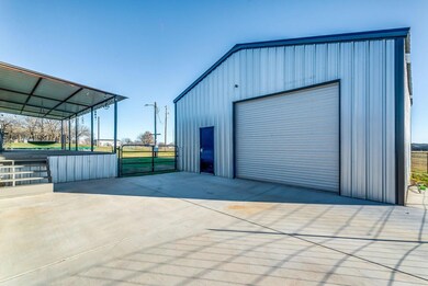 301 Kennel Rd, Springtown, TX 76082 - photo 7