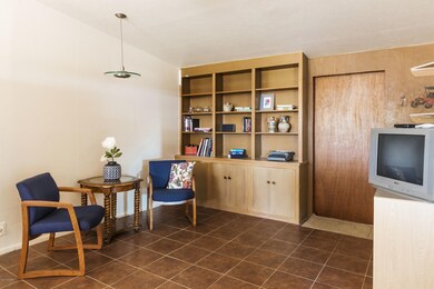 Bonus Room Sitting Area
