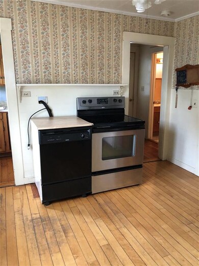 30 Gardner St, Keene, NH 03431 - photo 2