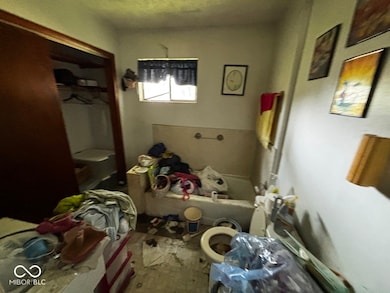 1545 E Legrande Ave, Indianapolis, IN 46203 - photo 5