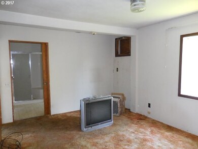 Bedroom, Primary