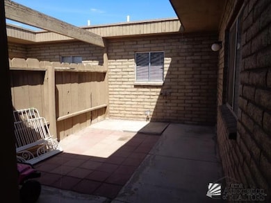 2061 S 11th Ave, Yuma, AZ 85364 - photo 2
