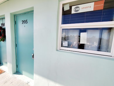 201 Coppitt Rd unit 205, Key West, FL 33040 - photo 3