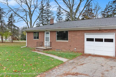 2411 Forest Rd, Lansing, MI 48910 - photo 3