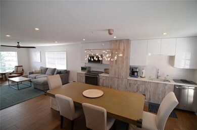 4420 Exeter Dr unit 208, Longboat Key, FL 34228 - photo 4