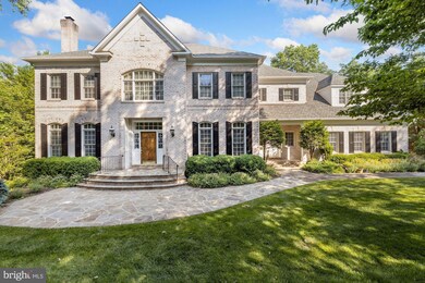 860 Alvermar Ridge Dr, McLean, VA 22102 - photo 2