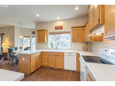 1211 33rd Ave, Forest Grove, OR 97116 - photo 7