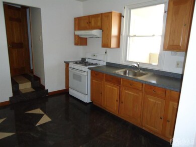 123 Burnett St, Edison, NJ 08817 - photo 4