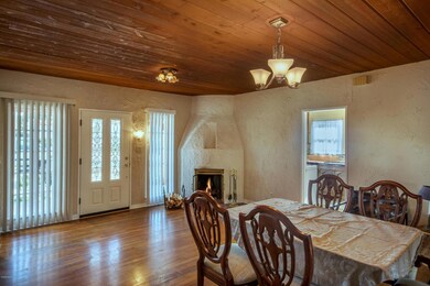 325 Howard St for WEB 007