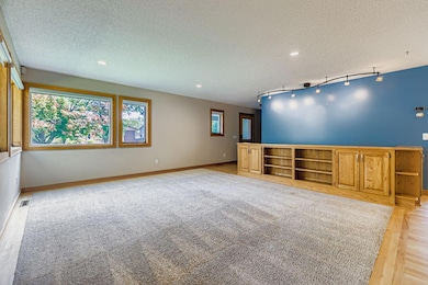 13334 Silverod Court NW - Web Quality - 006 - 09 Living Room.jpg