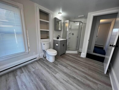 14 Bow St unit Apartment, Exeter, NH 03833 - photo 5