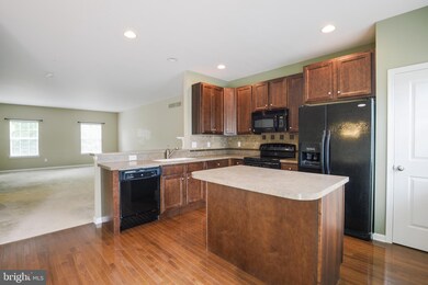 339 Latrobe Dr, Newark, DE 19702 - photo 6