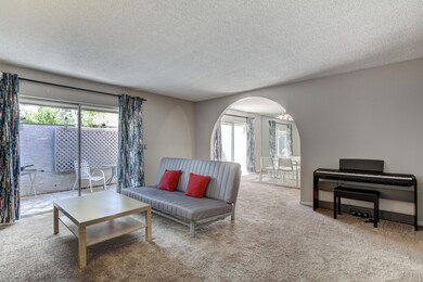 5619 S Admiralty Ct Unit B-6