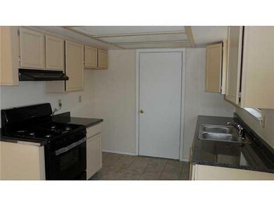 11414 Jack Cupit Ln, El Paso, TX 79936 - photo 6