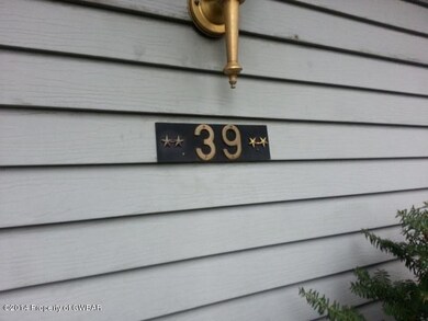 39 Kings Rd, Drums, PA 18222 - photo 2