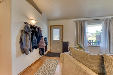 Pointe Way-21
