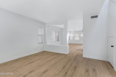 3910 W Carter Rd-5