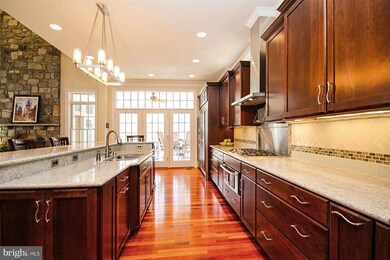 2155 Royal Lodge Dr, Falls Church, VA 22043 - photo 7