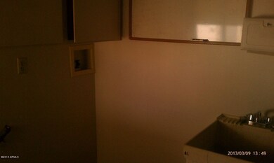 11223 W ELK LAUNDRY RM W SINK