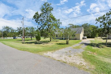 20321 Ramblewood Dr, Brazoria, TX 77422 - photo 6