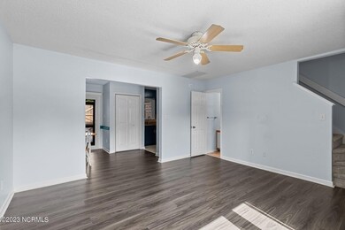 Living Area (5)