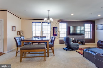 14762 Mason Creek Cir, Woodbridge, VA 22191 - photo 3