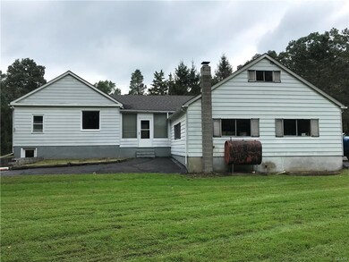 1094 Millheim Rd, Bath, PA 18014 - photo 3