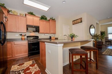 990 Laguna Ln, Pingree Grove, IL 60140 - photo 7