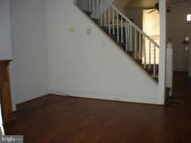 20 Parkin St, Baltimore, MD 21201 - photo 2