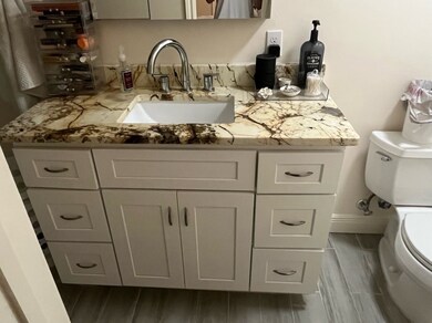 8565 Hiridge St, Houston, TX 77055 - photo 6